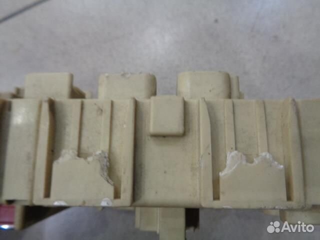 Блок предохранителей салонный Kia Picanto 2004-20