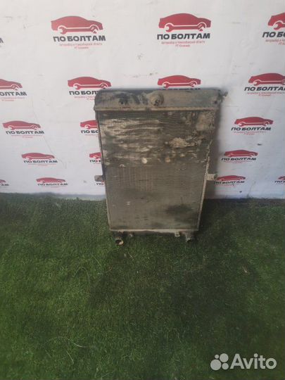 Радиатор охлаждения двигателя Лада 2112 21120 2002