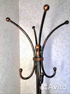 Кованая напольная вешалка №19