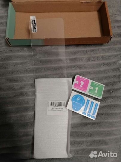 Защитное стекло