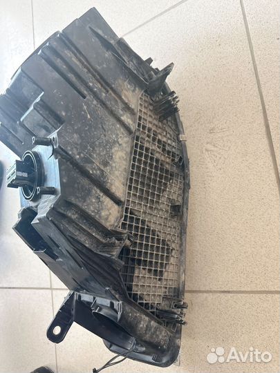 Фара правая Bmw x5 x6 F15 F16 LED