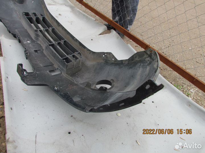 Бампер передний Nissan Qashqai J10 2006-2010