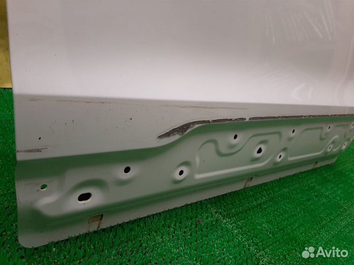 Дверь боковая передняя левая Volkswagen Tiguan AD1