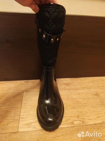Резиновые сапоги новые