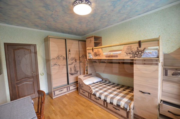 2-к. квартира, 63 м², 6/9 эт.