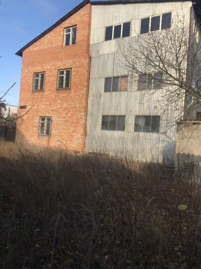 Дом 250 м² на участке 6 сот.