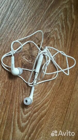 Наушники