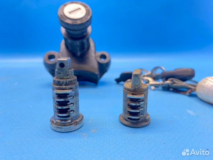 Комплект замков/горловина замок зажигания замок