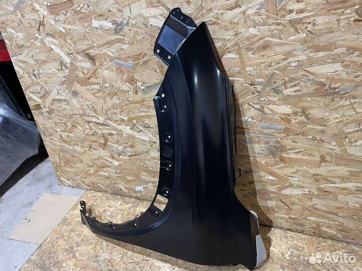 Переднее левое крыло Лексус нх (2014-2021)
