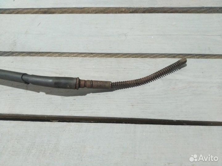 Трос стояночного тормоза левый Chevrolet Lacetti