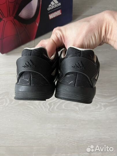 Кроссовки adidas 27 Spider-man