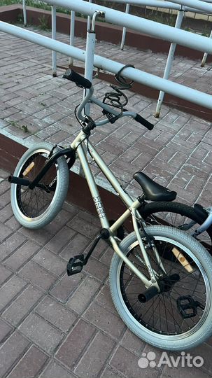 Велосипед BMX