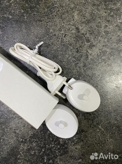 Зарядка для щеток орал би