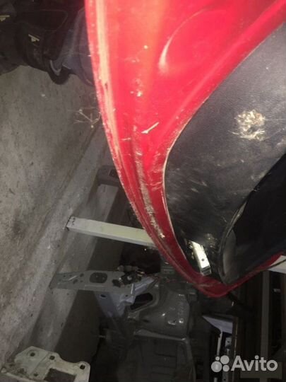 Крышка багажника Audi A1 caxa