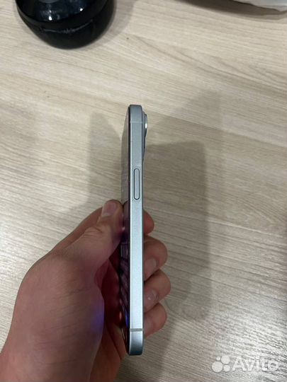 iPhone 15, 128 ГБ