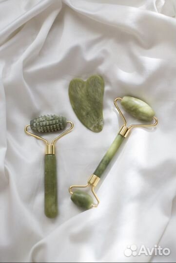 Массажер для лица и шеи