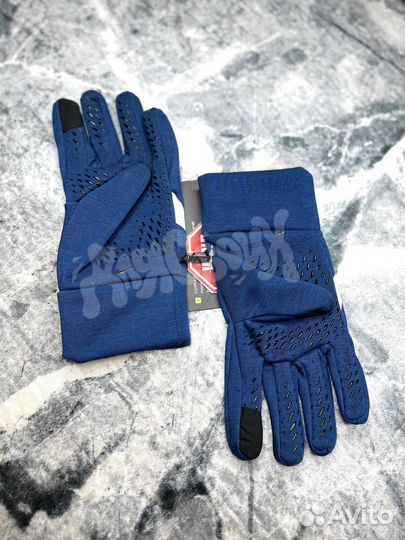 Перчатки nike hyperwarm