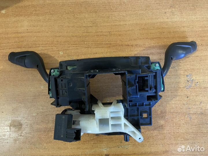 Подрулевой переключатель Ford Focus 3