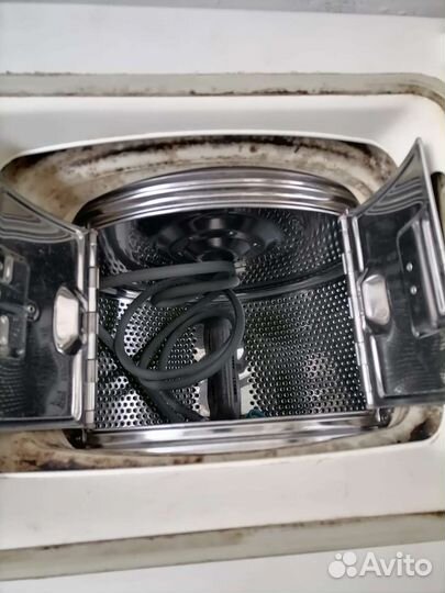 Стиральная машина с вертикальной загрузкой