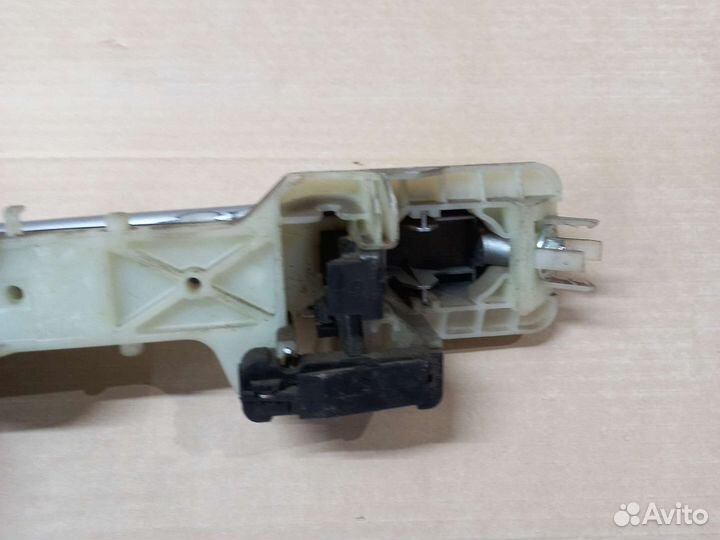 Ручка передняя правая Киа Соренто 2