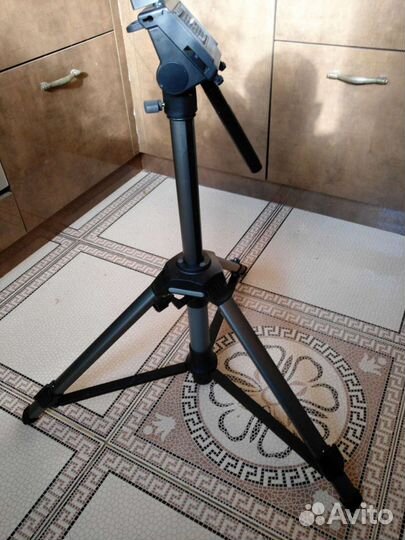 Штатив тренога CullMann + фирменная сумка 45-67см