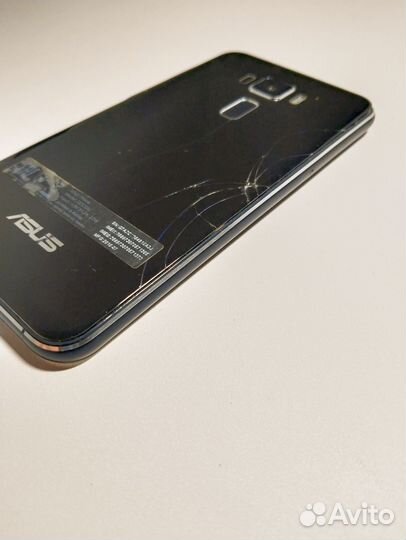 Asus ZenFone 3 ZE520KL, 3/32 ГБ