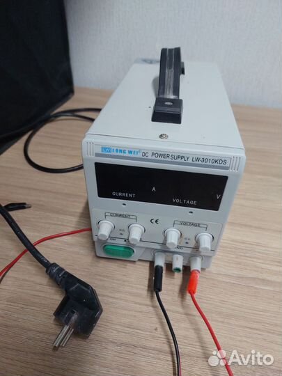 Лабораторный источник питания power lw-3010kds