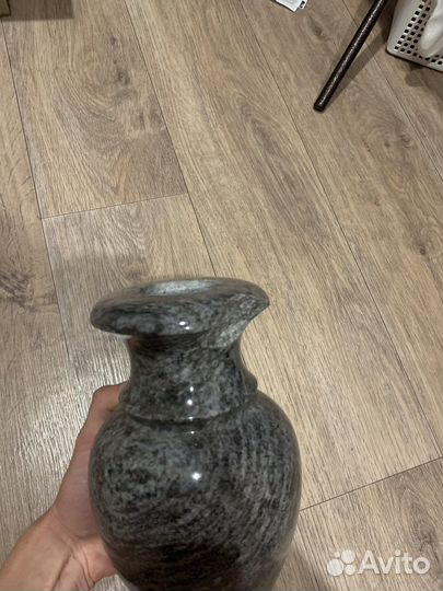 Ваза гранитная