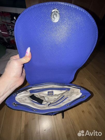 Новый рюкзачок Guess