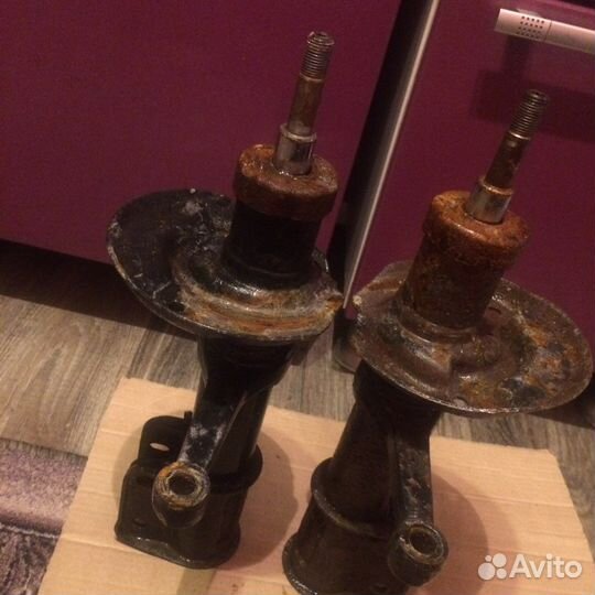 Стойки передние Калина 1