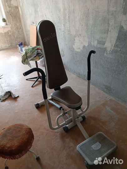 Стойка и скамья для жима