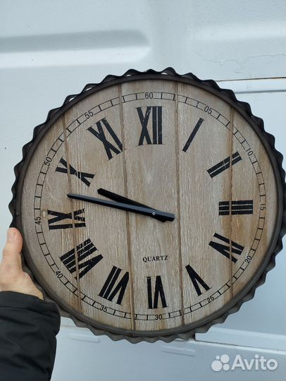 Часы настенные