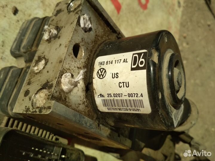 Volkswagen Jetta 5 блок ABS