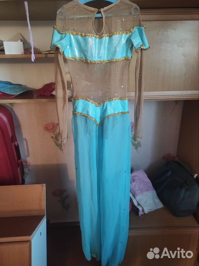 Костюм для фигурного катания