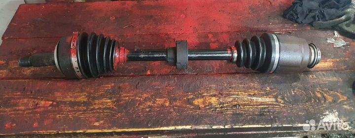Полуось привод шрус правый Honda Element