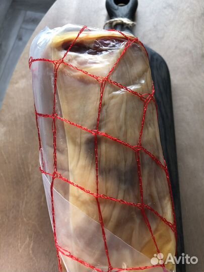 Хамон Serrano блок без кости из Испании