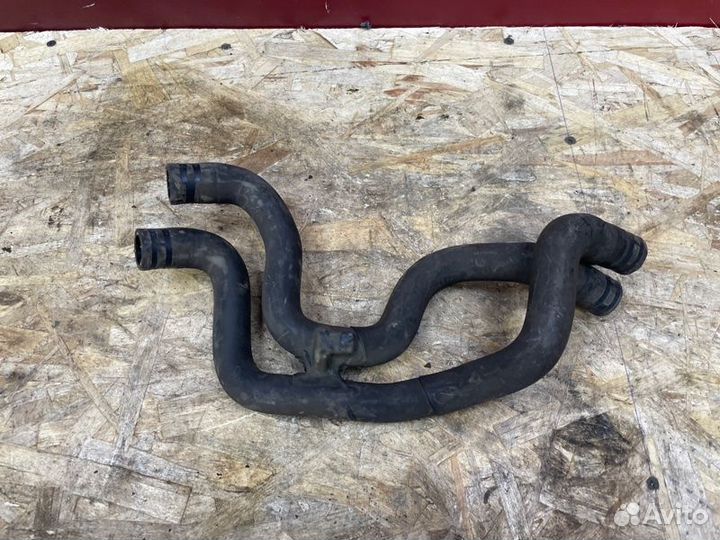 Патрубок системы охлаждения Volkswagen Polo