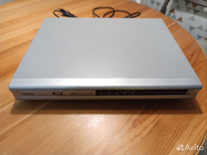 DVD плеер Vestel 2705