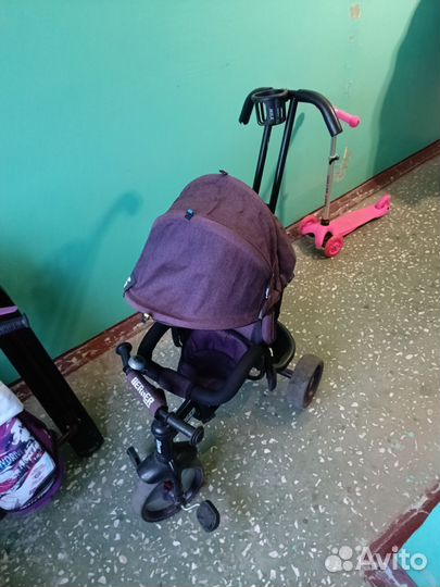 Детский трехколесный велосипед коляска