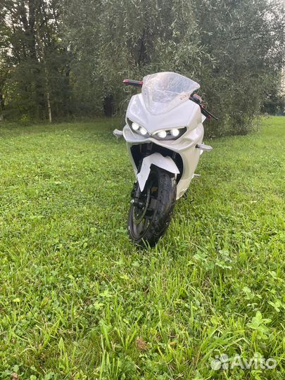 Электромотоцикл ducati panigale