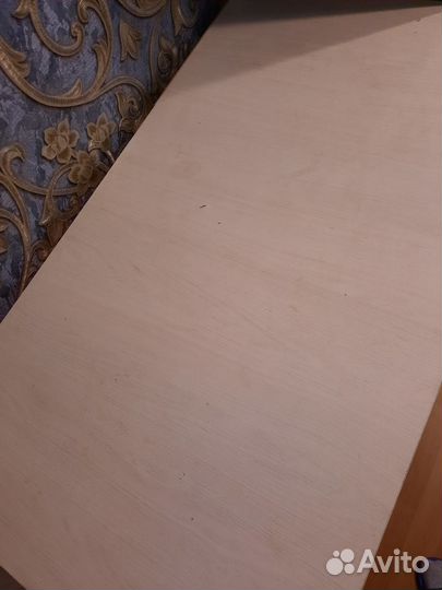 Стол школьный со шкафом