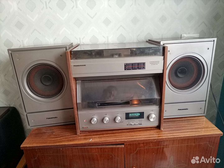 Проигрыватель винила СССР