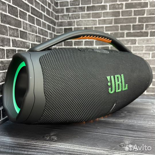 Мощная колонка JBL Boombox 3