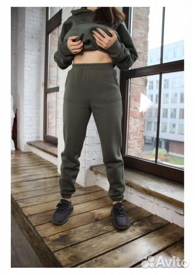 Спортивный костюм женский утепленный