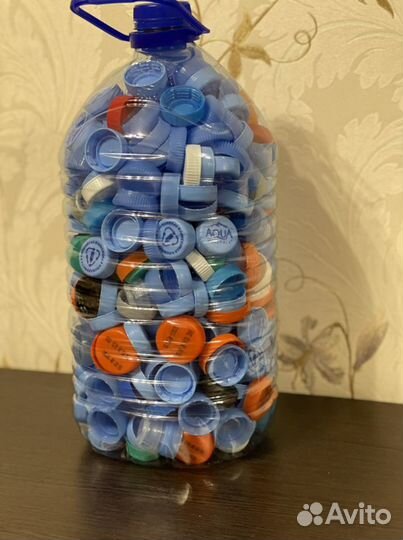 Пробки от пластиковых бутылок