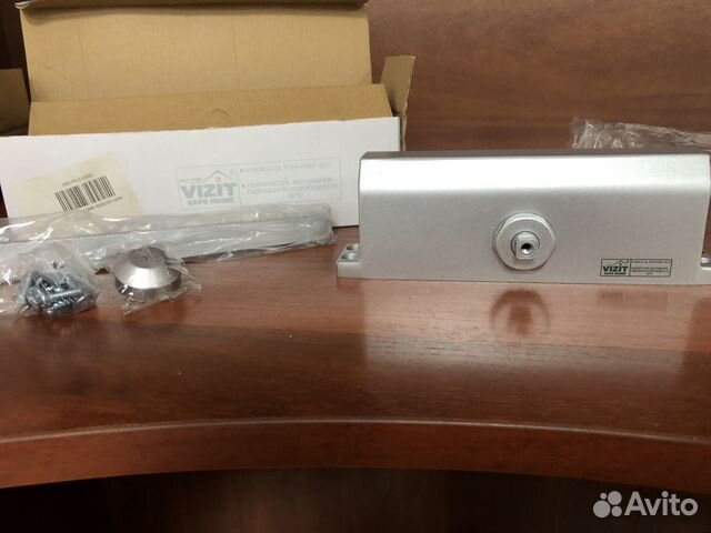 Доводчик дверной Vizit