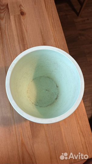 Горшок для цветов керамика и пластик