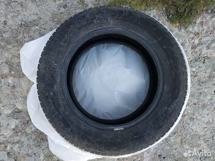 Michelin X-Ice 215/60 R16