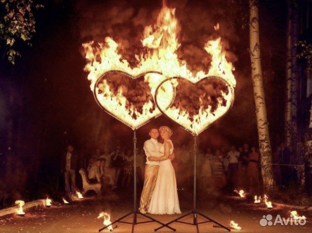 Тяжелый дым, Горящие сердца, Холодные фонтаны