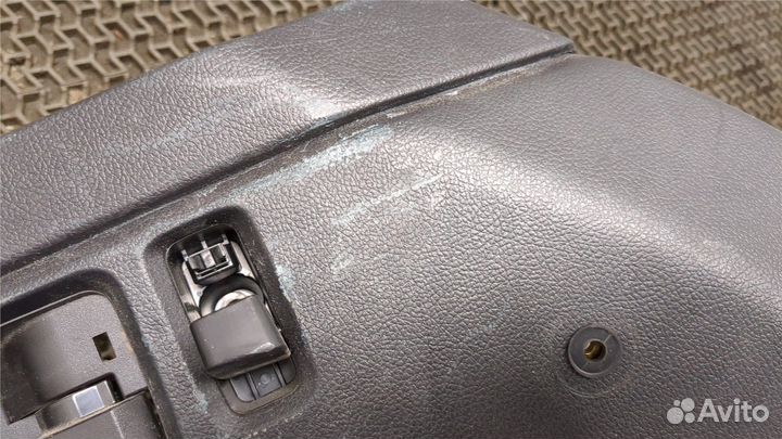 Обшивка пространства багажника Subaru Legacy Outba